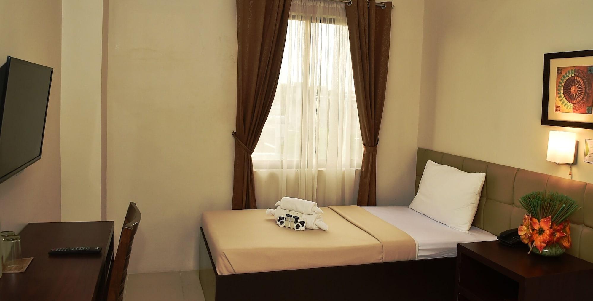 Columbus Plaza Hotel General Santos City Екстериор снимка